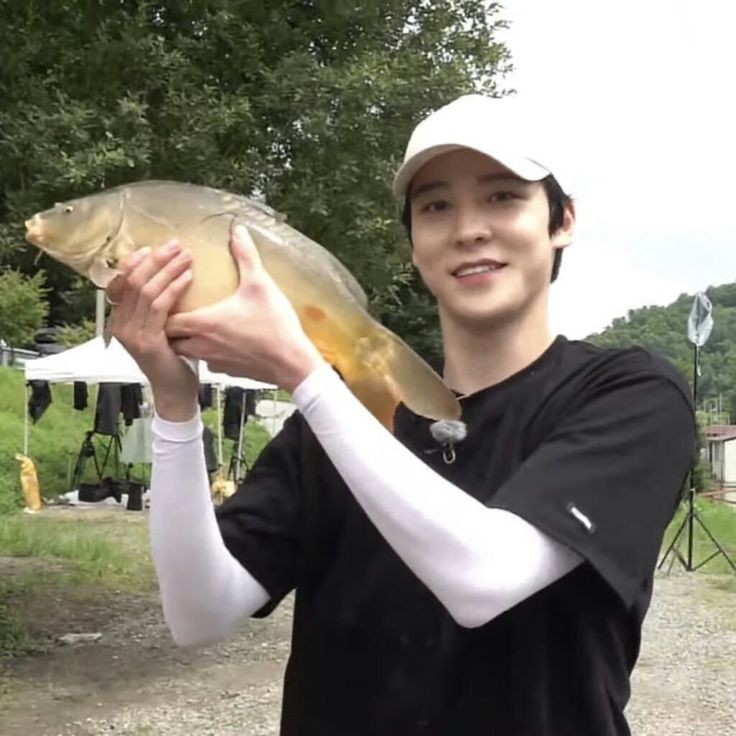Recent activity shot of Yunho (ATEEZ)