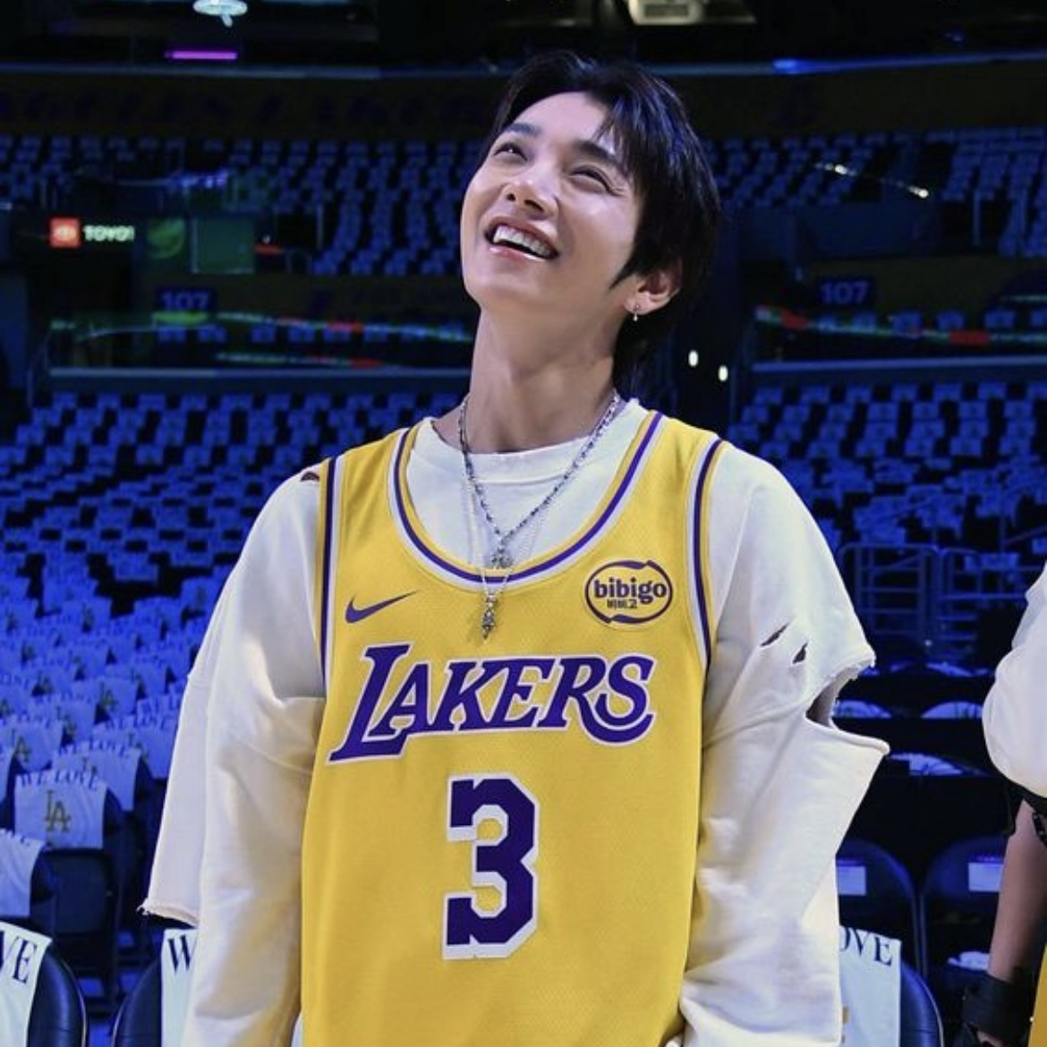 Recent activity shot of Joshua (SEVENTEEN)