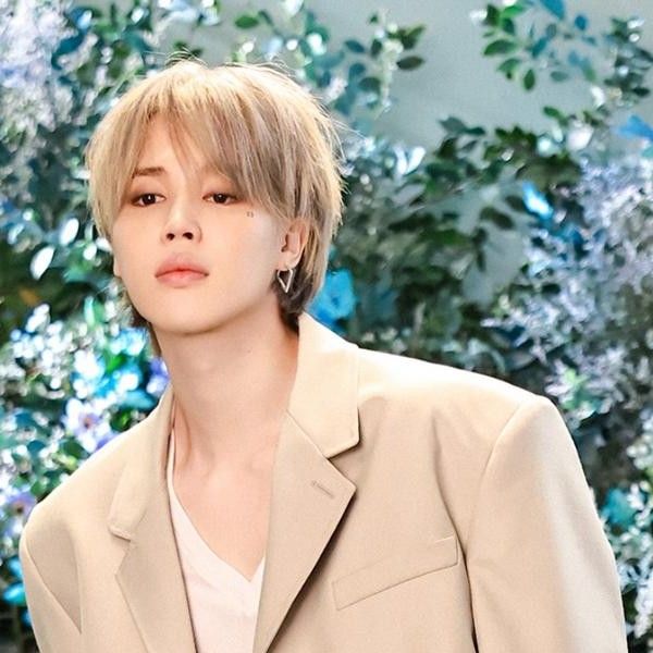 A moment captured by Bae Seungmin (GoldenChild)'s fan