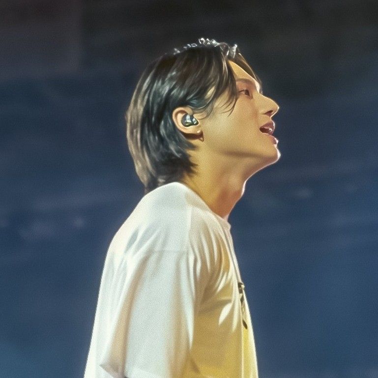 Latest photo of Wooyoung (ATEEZ)