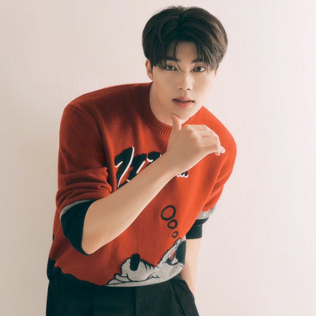 Behind-the-scenes cut of Park Gunwook (ZEROBASEONE)