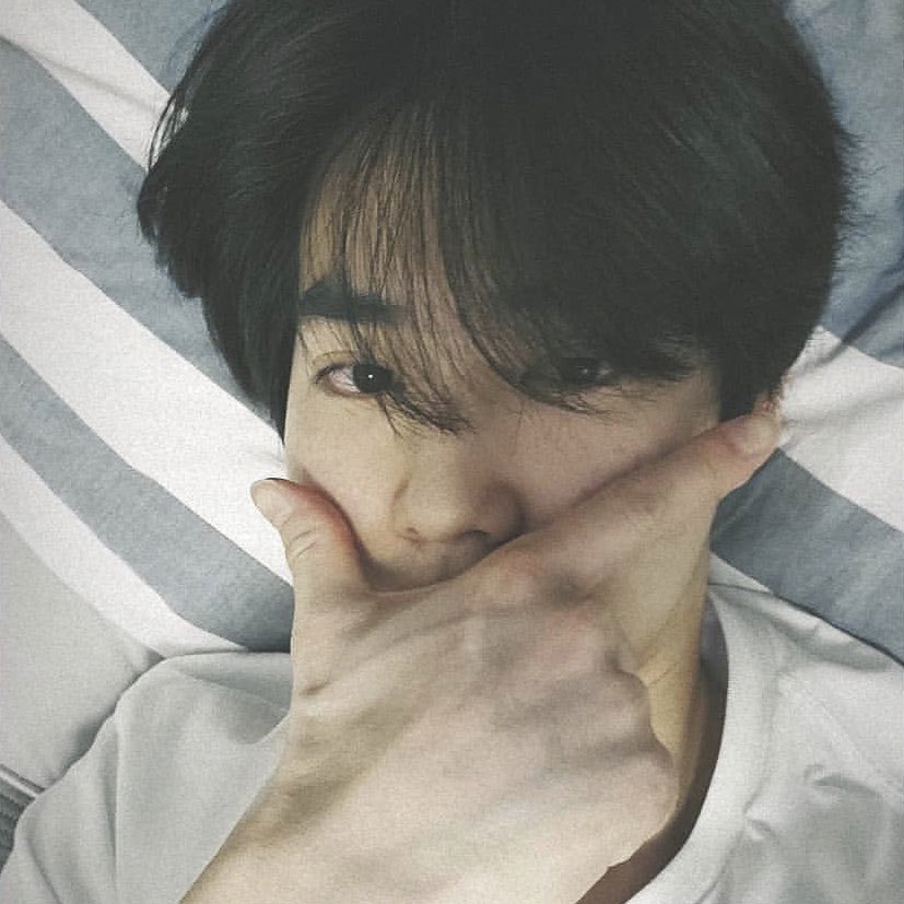 A moment captured by Suho (EXO)'s fan