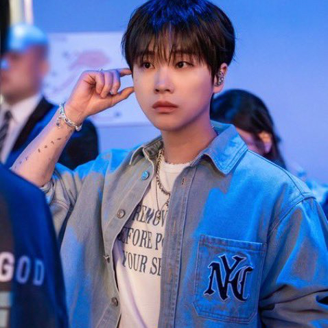 A moment captured by JAY (iKON)'s fan