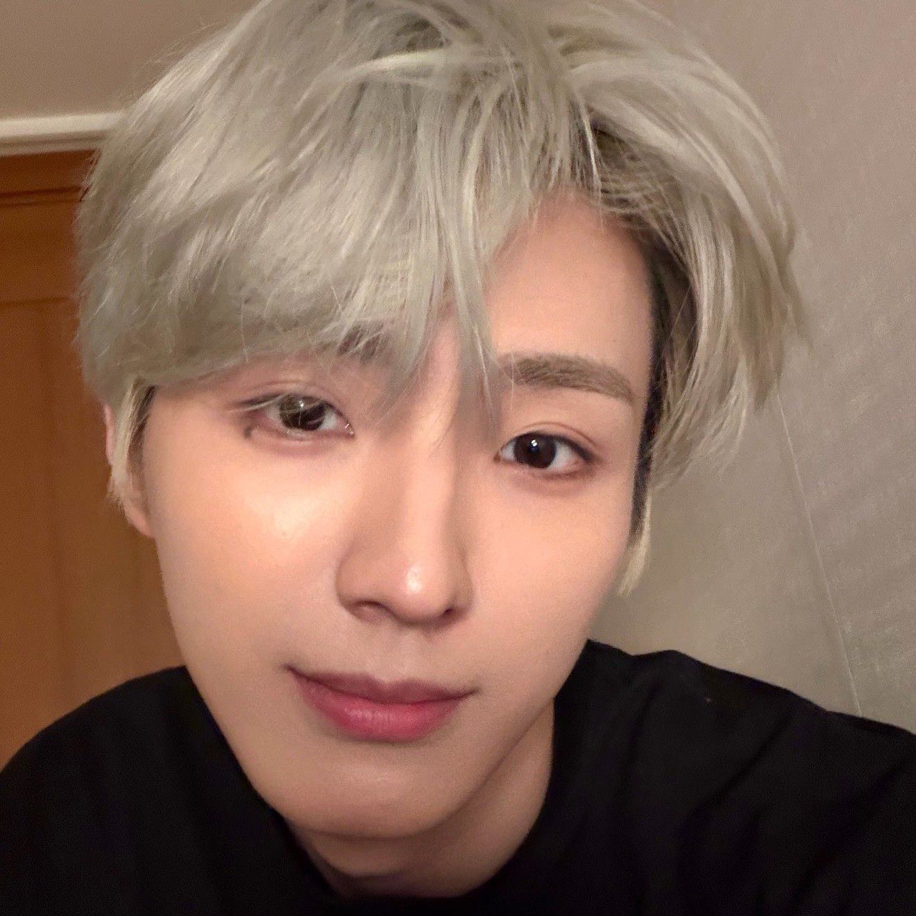 A moment captured by Yonghee (CIX)'s fan