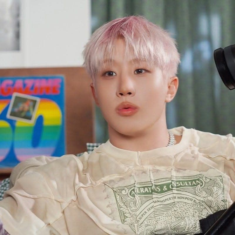 아스트로의 최신 사진