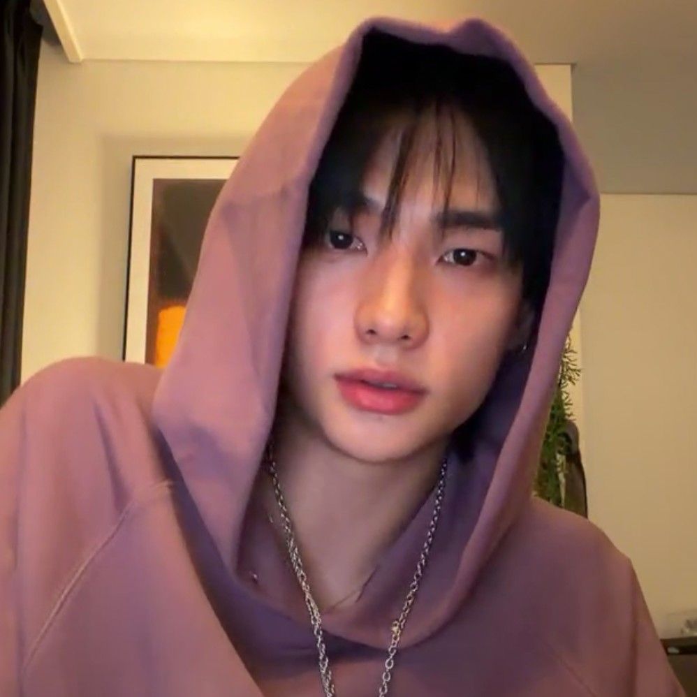 Recent activity shot of Hyunjin (Stray Kids)