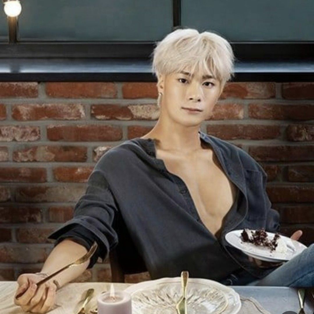 A moment captured by Moonbin (ASTRO)'s fan