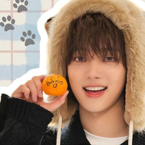 Recent activity shot of EJ (&TEAM)