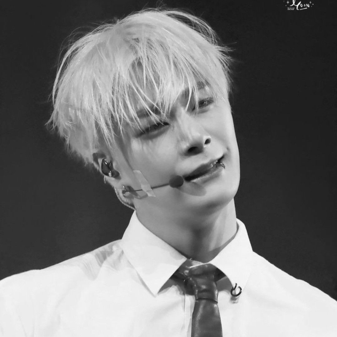 Behind-the-scenes cut of Moonbin (ASTRO)