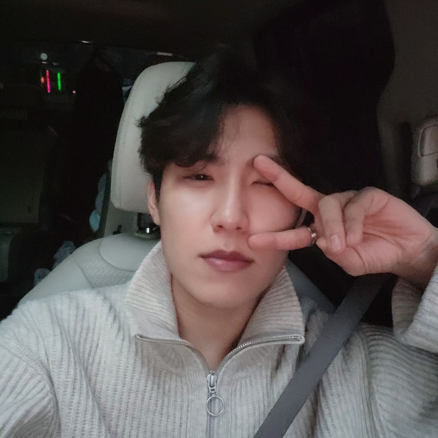 A moment captured by Park Woojin (AB6IX)'s fan