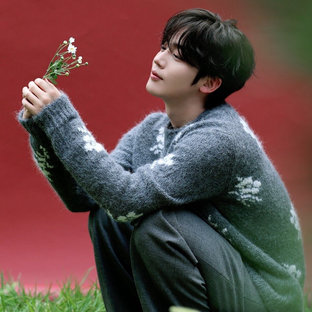 Latest photo of Kim Yohan (WEi)