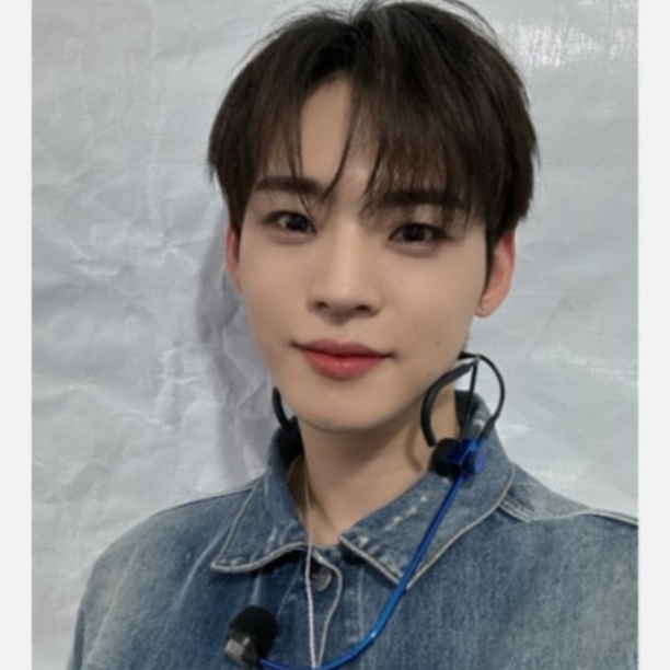 Recent activity shot of Hyojin (ONF)