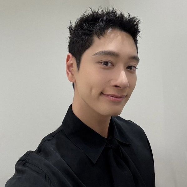Popular profile image of Chansung (2PM) selected by votes