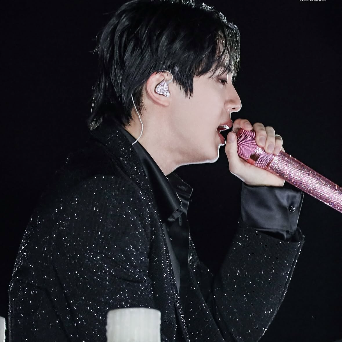 진 (방탄소년단) 최근 활동샷