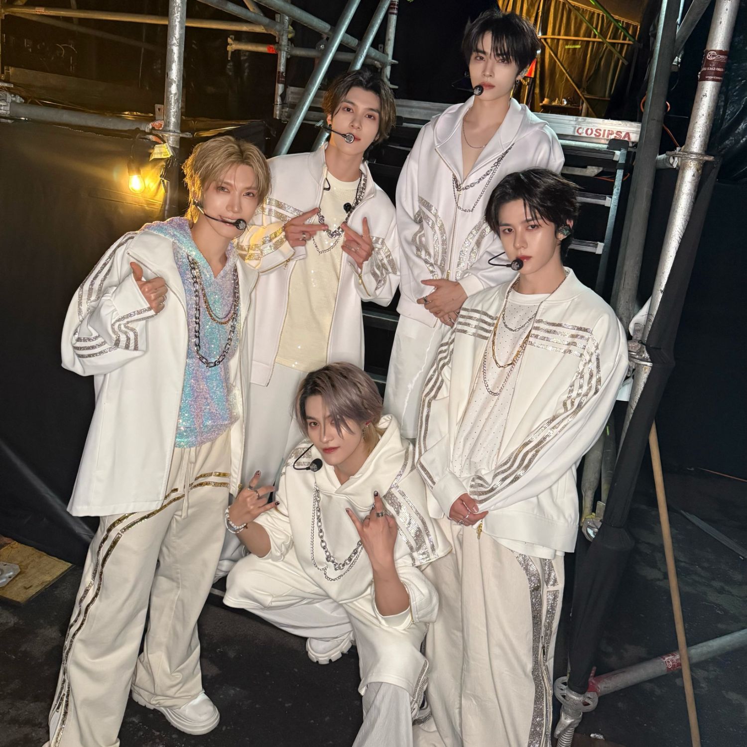 Behind-the-scenes cut of WayV