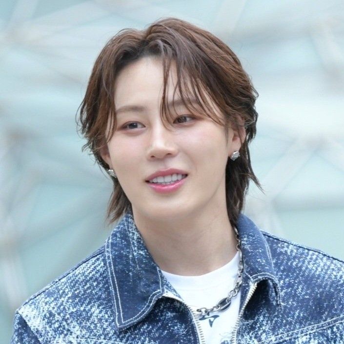 Latest photo of Ha Sungwoon