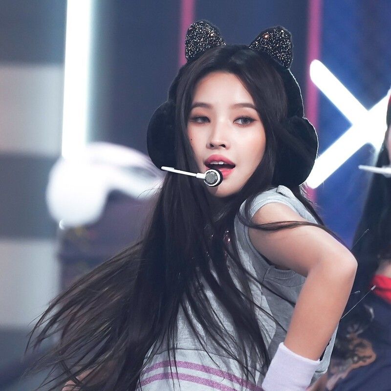 A moment captured by Soyeon (i-dle)'s fan