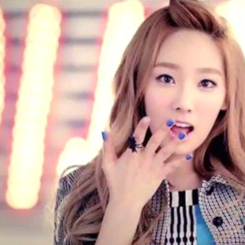 A moment captured by Taeyeon (Girls' Generation)'s fan