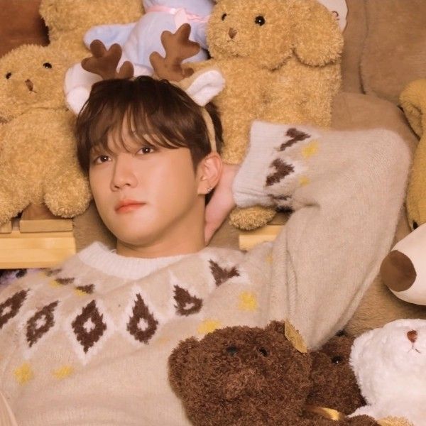 Latest photo of Hong Joochan (GoldenChild)