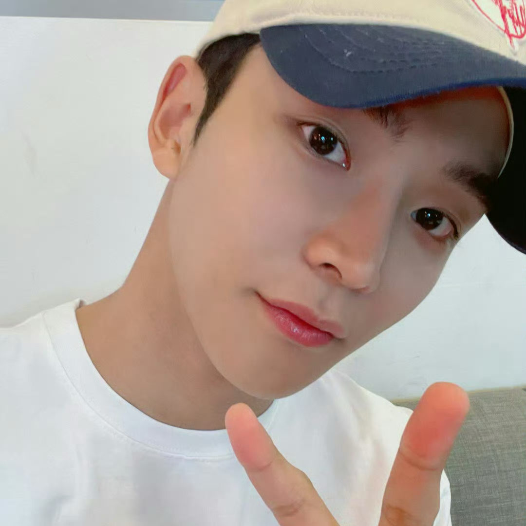 로운 최근 활동샷