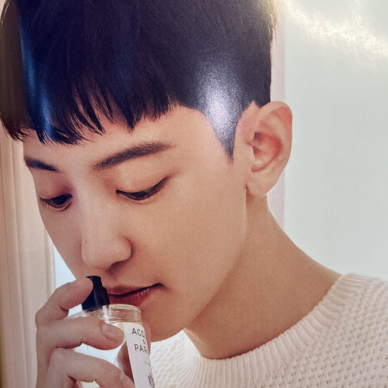 Recent activity shot of Chanyeol (EXO)