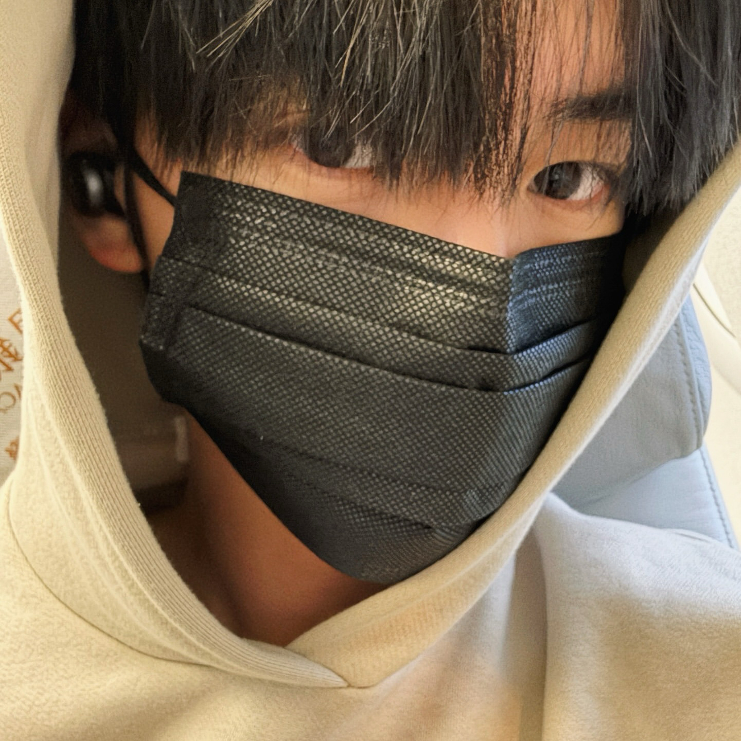 Latest photo of Kim Gyuvin (ZEROBASEONE)