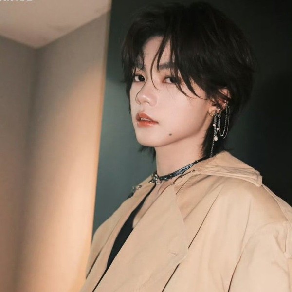 Signature photo of Xiong (NexT1DE) capturing their charm