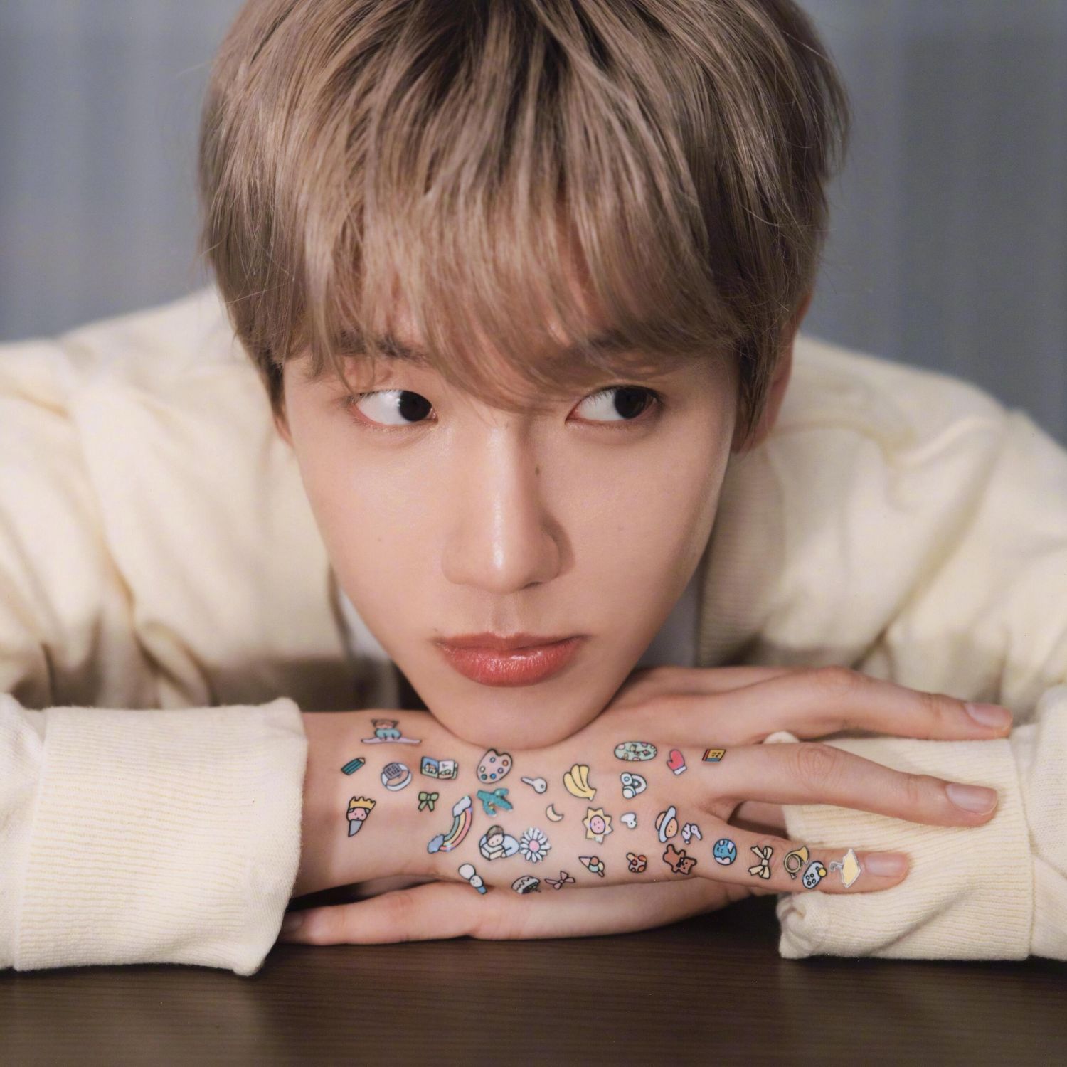 백현 (EXO)의 최신 사진