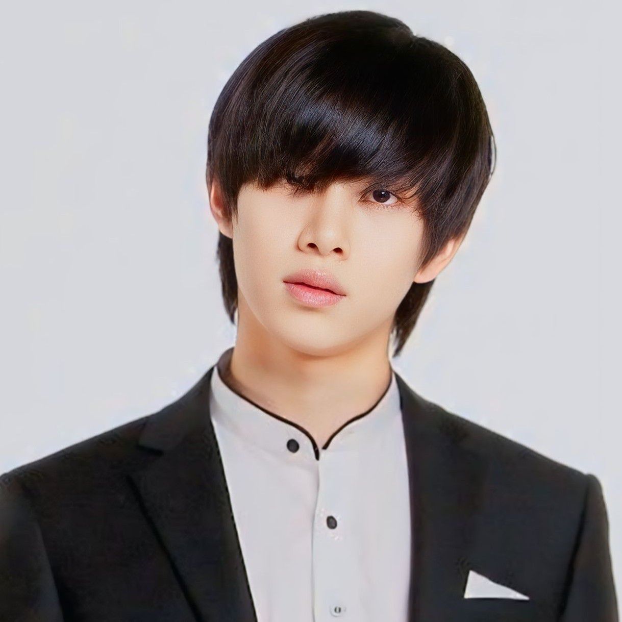 Latest photo of Heechul (Super Junior)