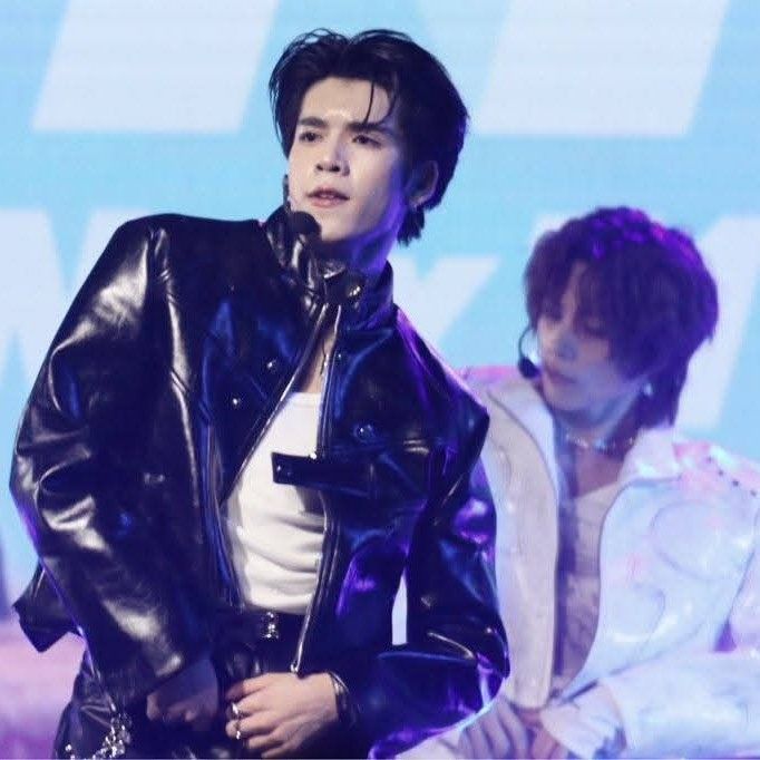 Hot post catching attention from NexT1DE's fandom