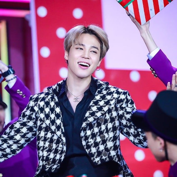 Foto aktivitas terbaru Jimin (BTS)