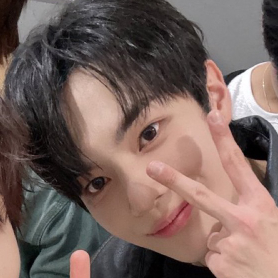 Recent activity shot of Park Donggyu