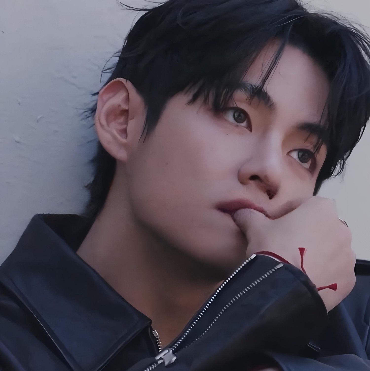 V (BTS)の最近の活動写真