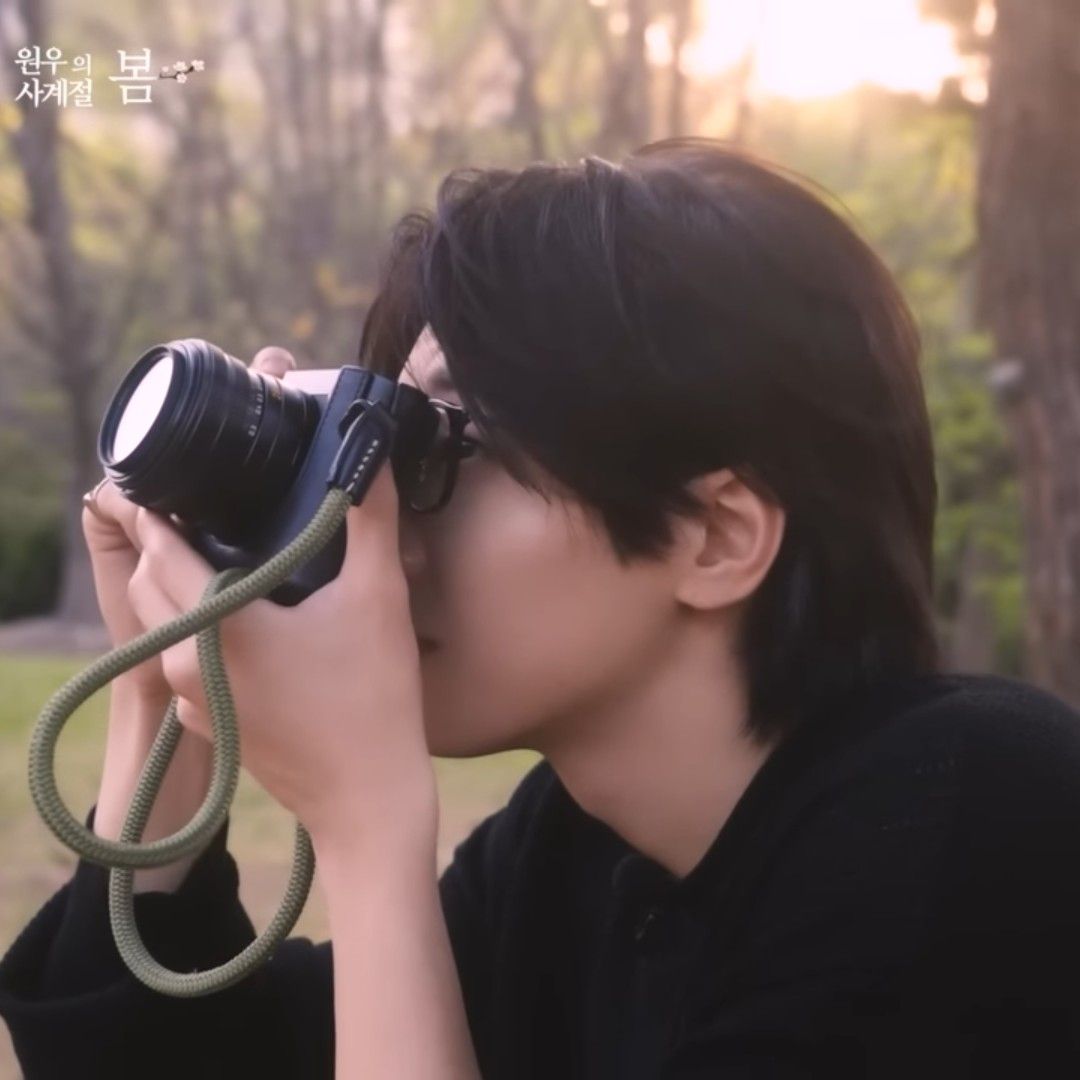 Recent activity shot of Wonwoo (SEVENTEEN)