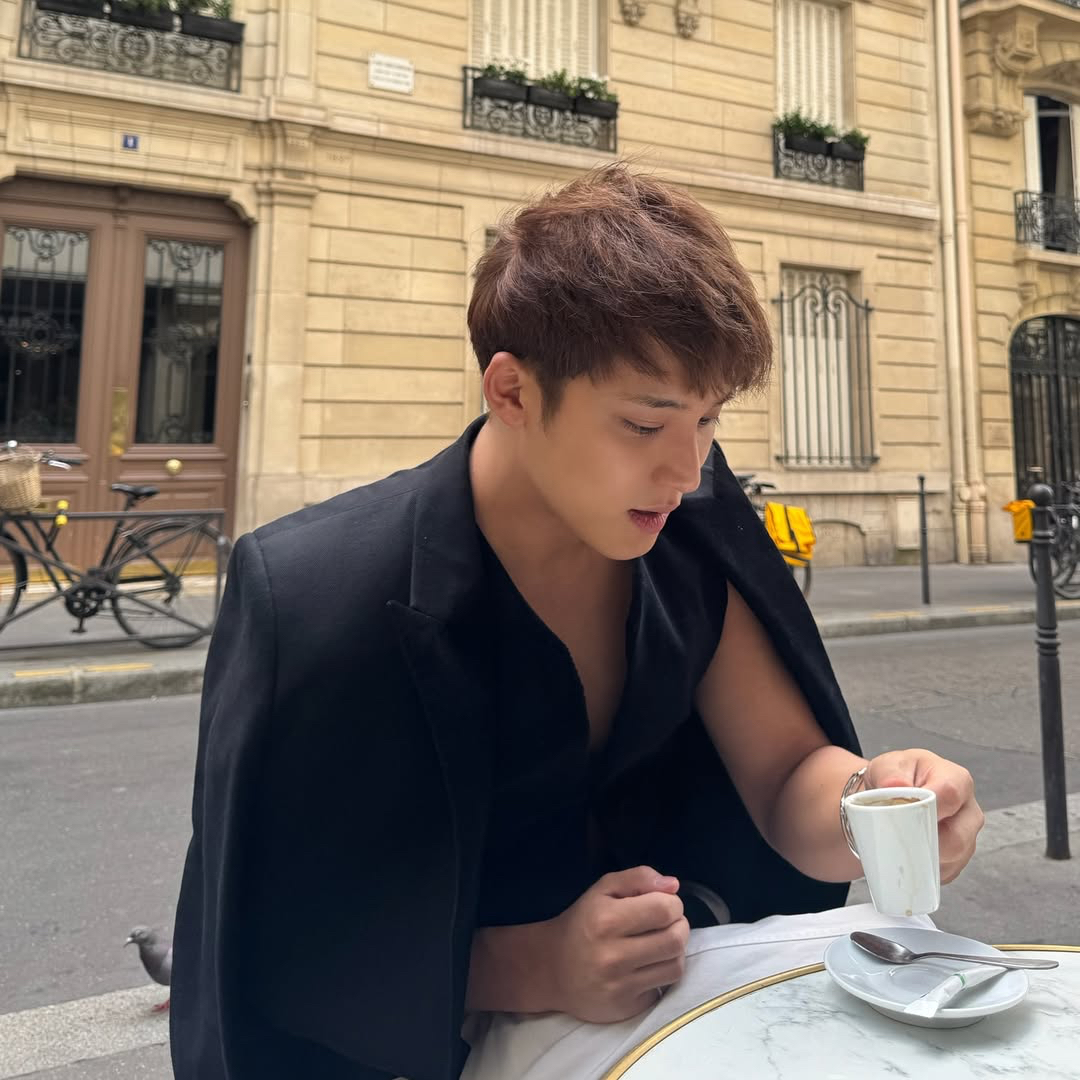 Latest photo of Mingyu (SEVENTEEN)