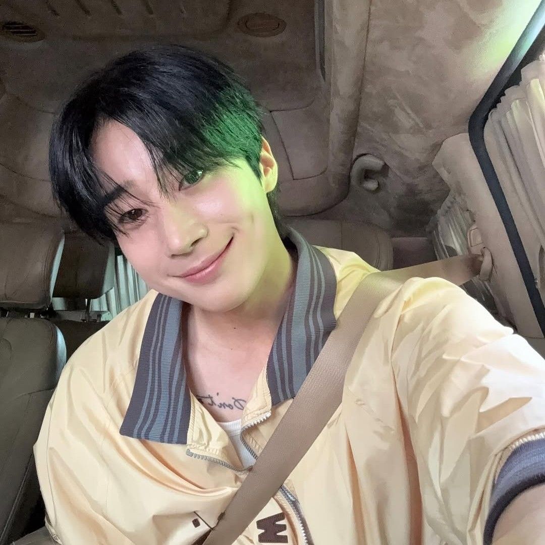 Recent activity shot of Han Seungwoo