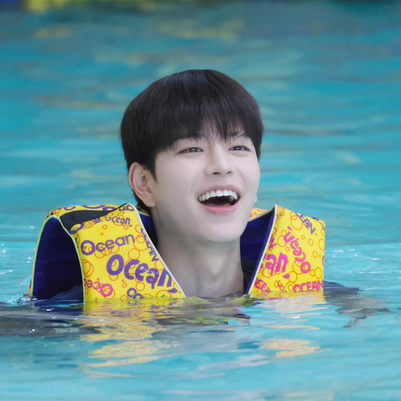 Latest photo of Seungmin (Stray Kids)