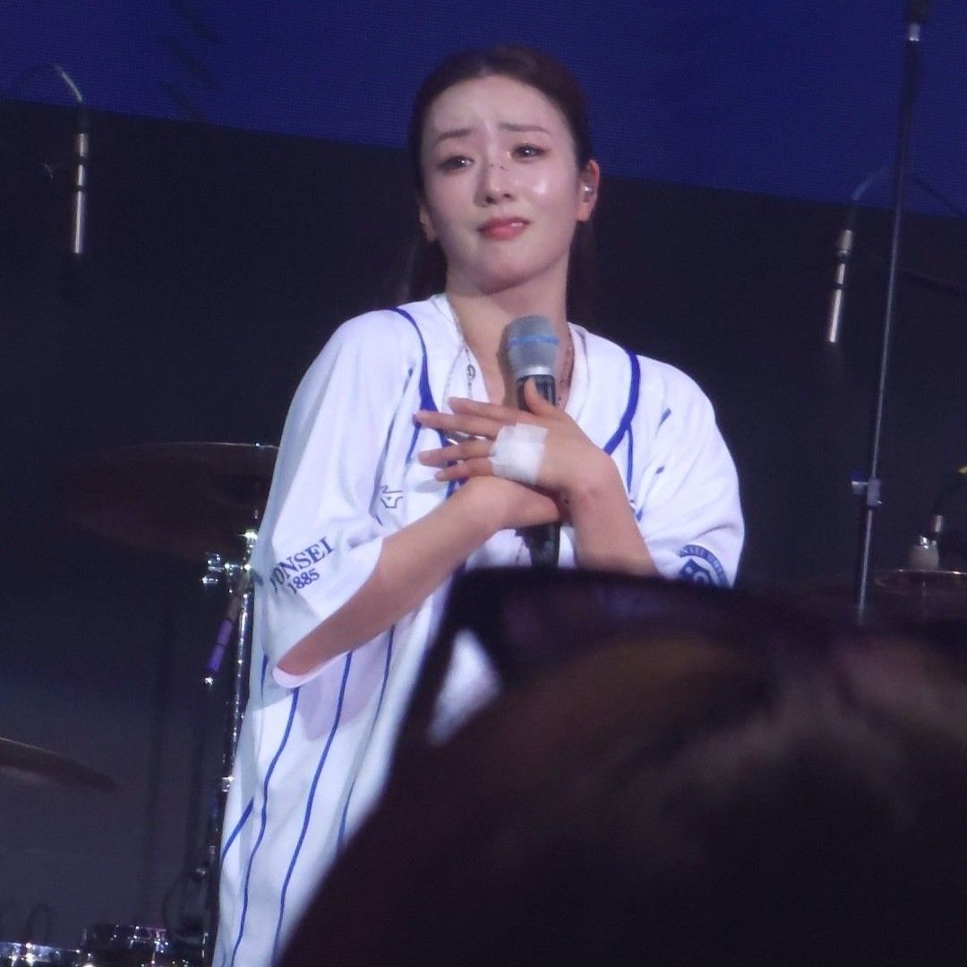 Behind-the-scenes cut of Yoon Bomi (Apink)