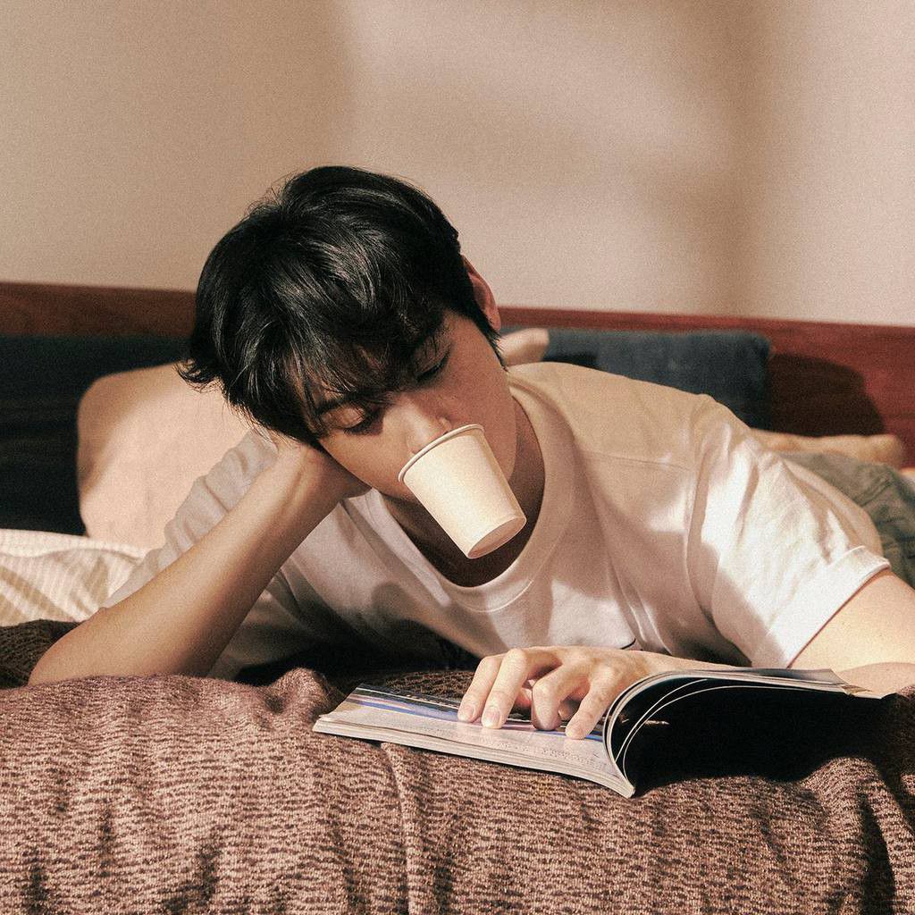 Foto terbaru Eunwoo (ASTRO)
