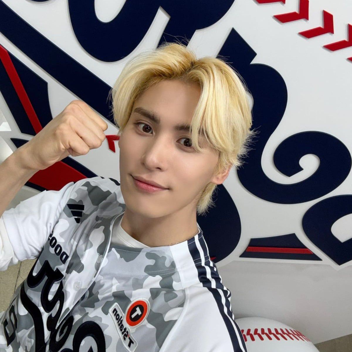 Behind-the-scenes cut of Taeyang (SF9)