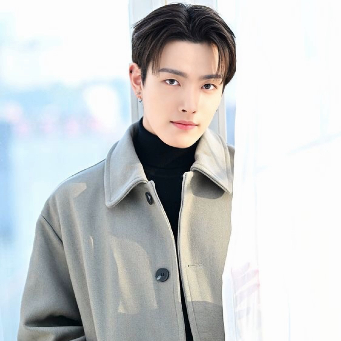 Behind-the-scenes cut of Hongjoong (ATEEZ)