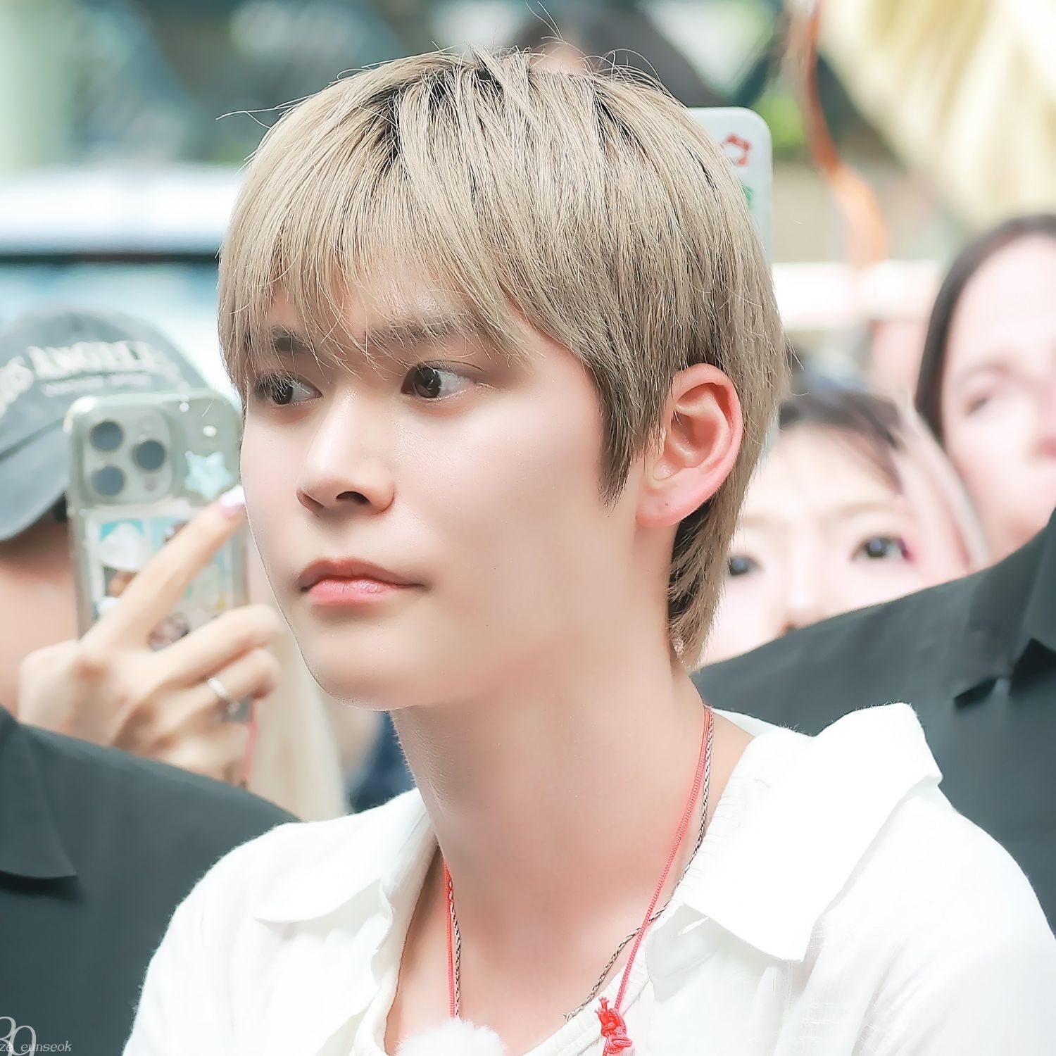Recent activity shot of Eunseok (RIIZE)