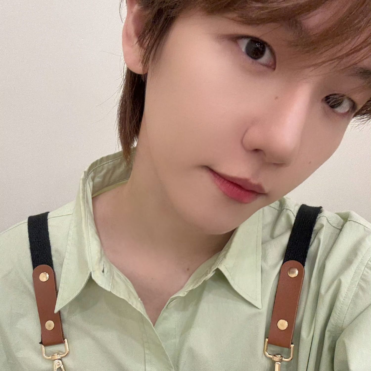 Behind-the-scenes cut of Baekhyun (EXO)