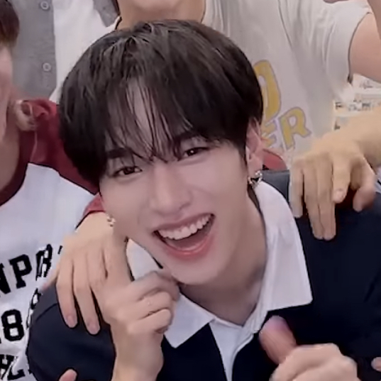 Recent activity shot of Hanjun (n.SSign)