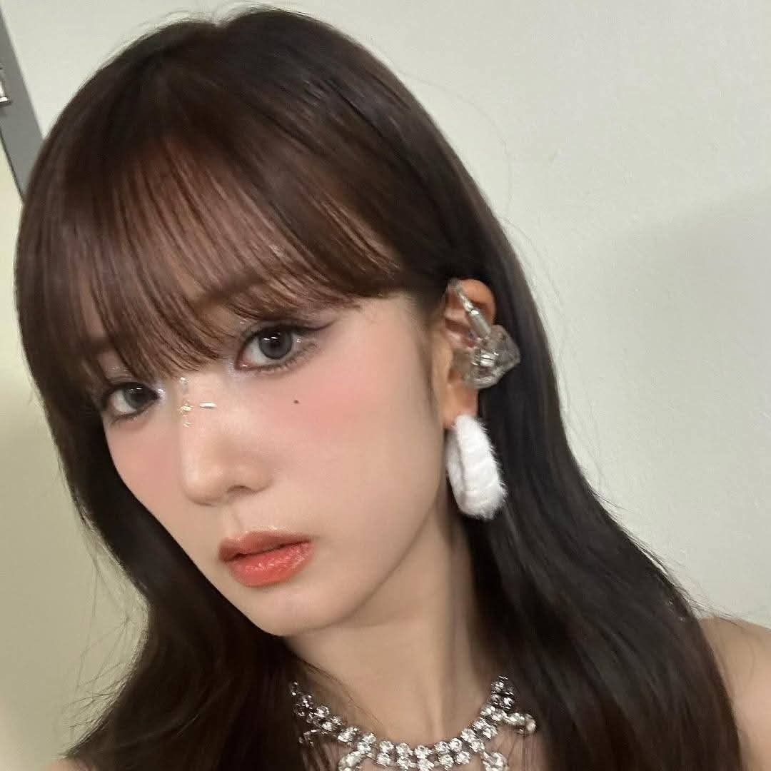 Recent activity shot of Yoon Bomi (Apink)