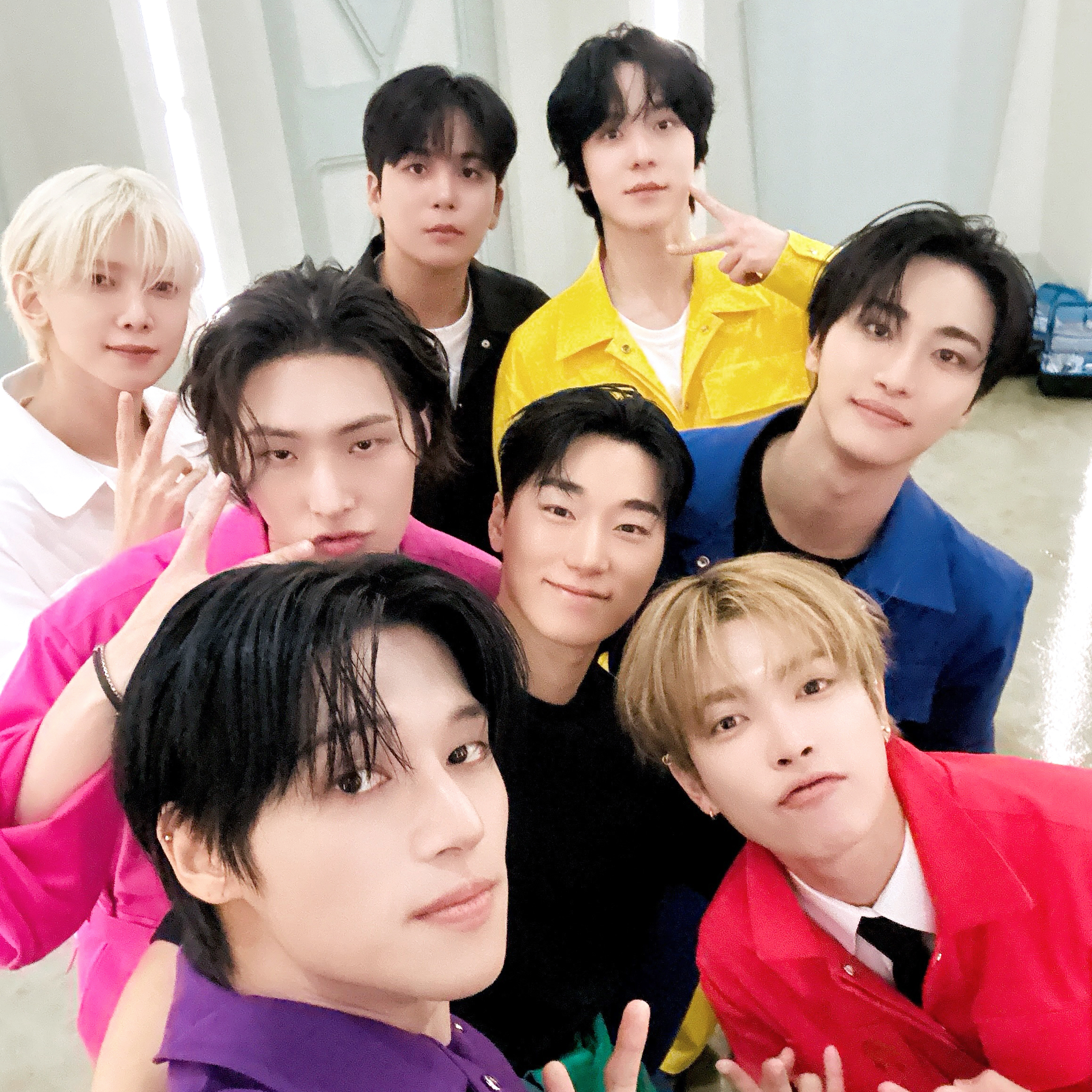 에이티즈 최근 활동샷