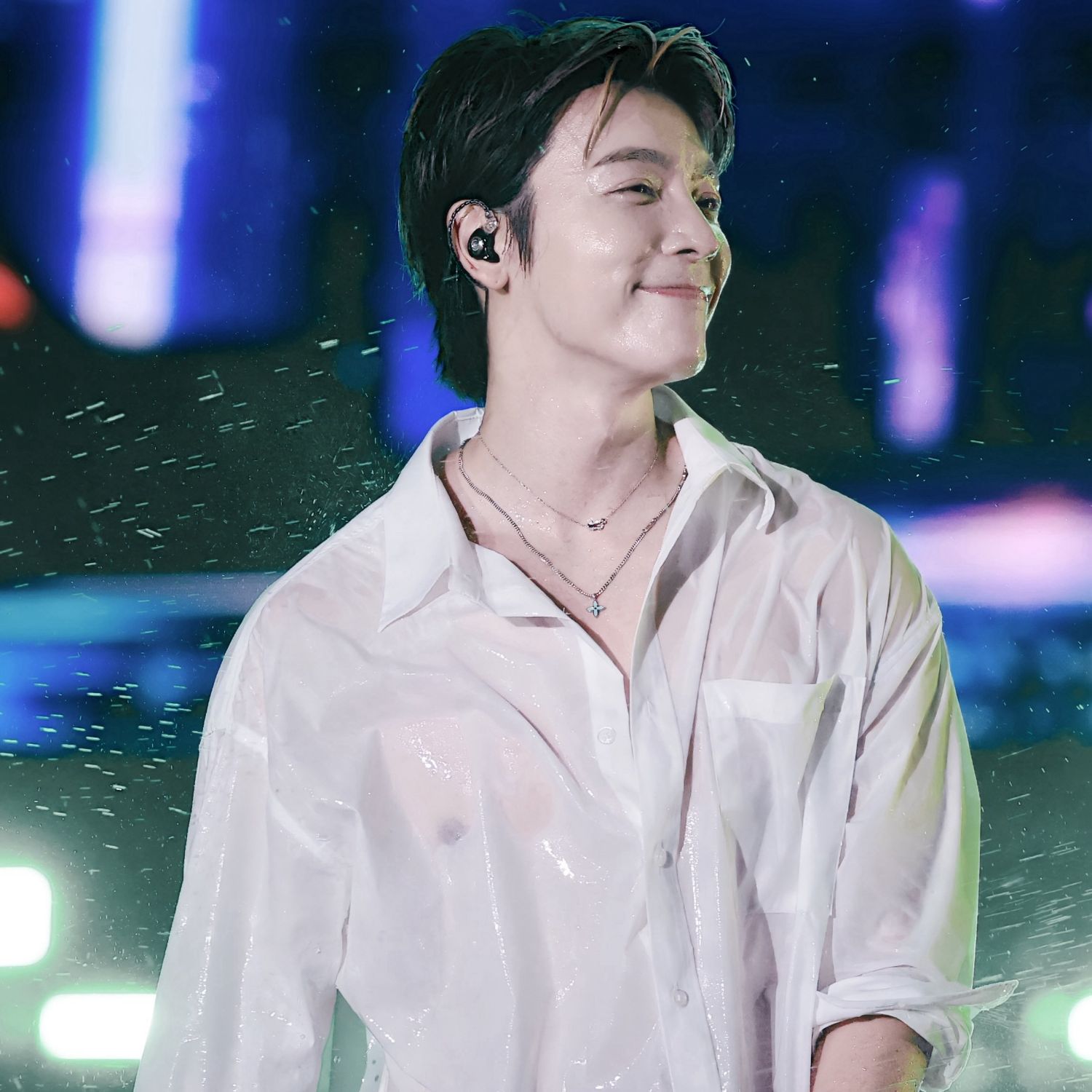 A moment captured by Donghae (Super Junior)'s fan