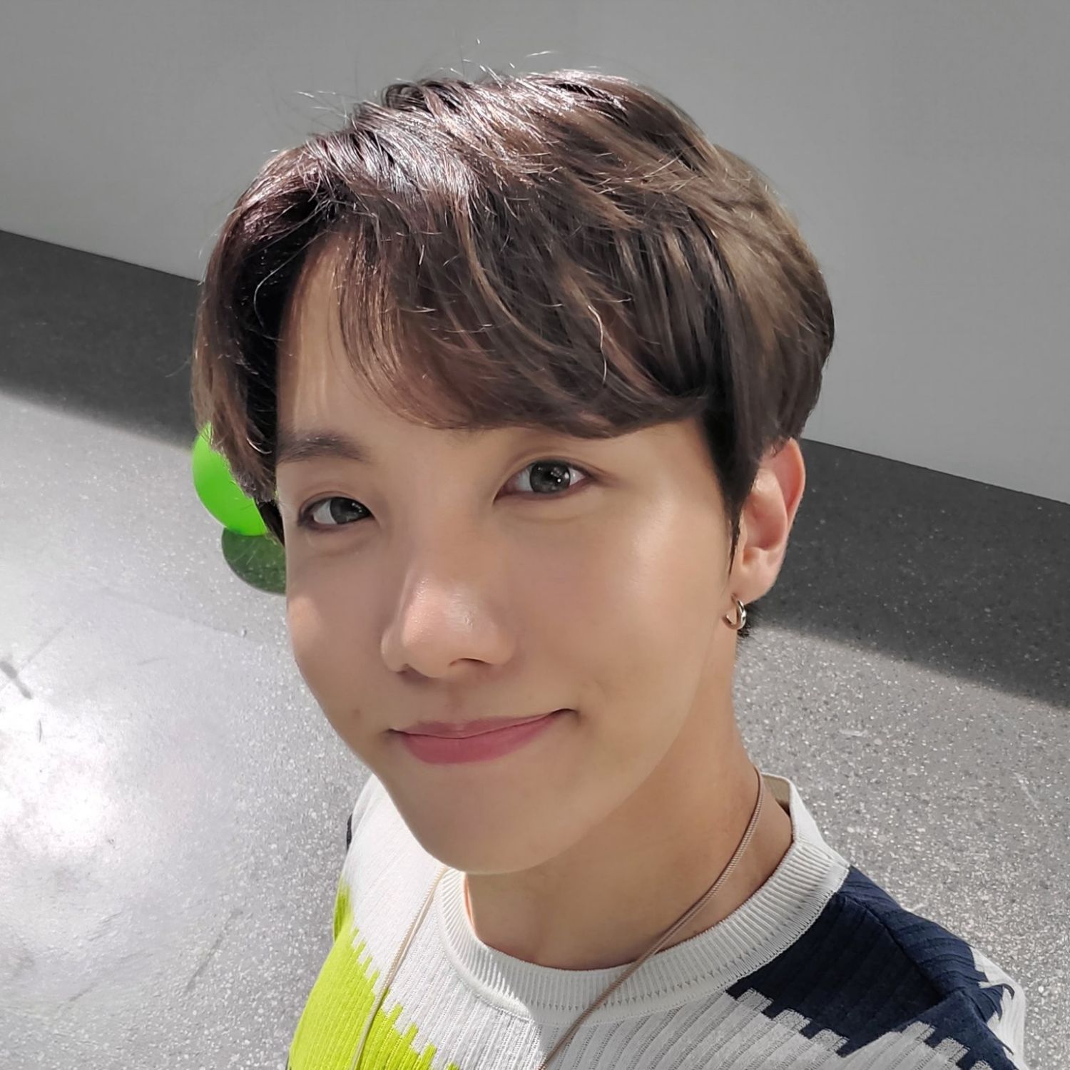 제이홉 (방탄소년단)의 비하인드 컷