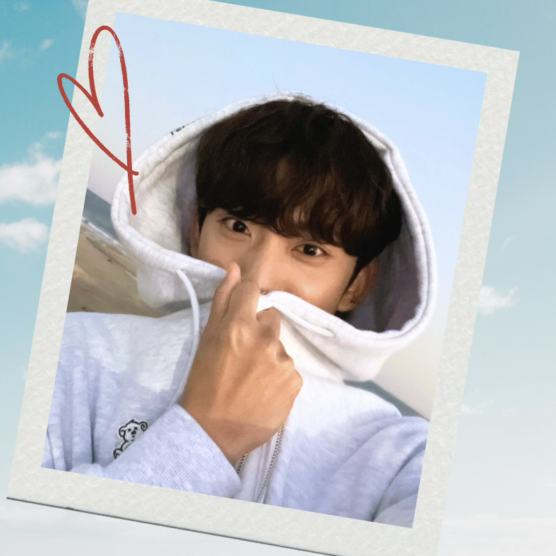 A moment captured by Gongchan (B1A4)'s fan