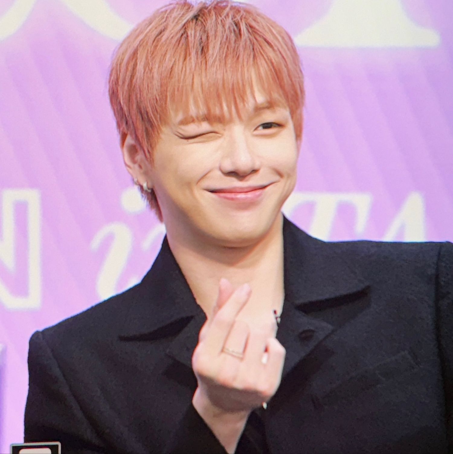 A moment captured by Kang Daniel's fan